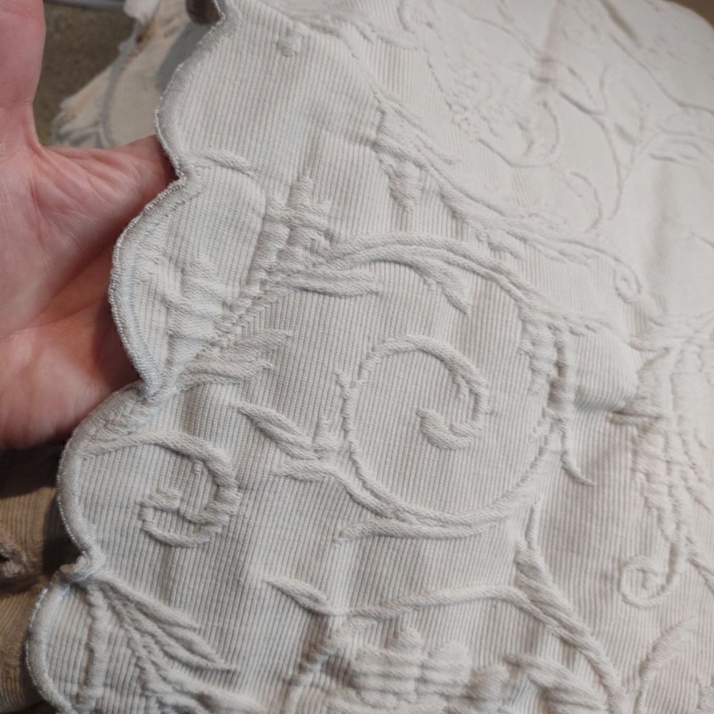 Linen Source Grey Twin Coverlet